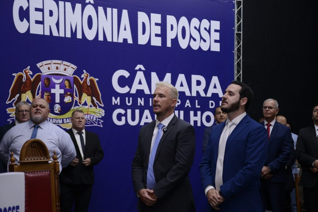 Lucas Sanches toma posse como prefeito de Guarulhos e promete mudanças