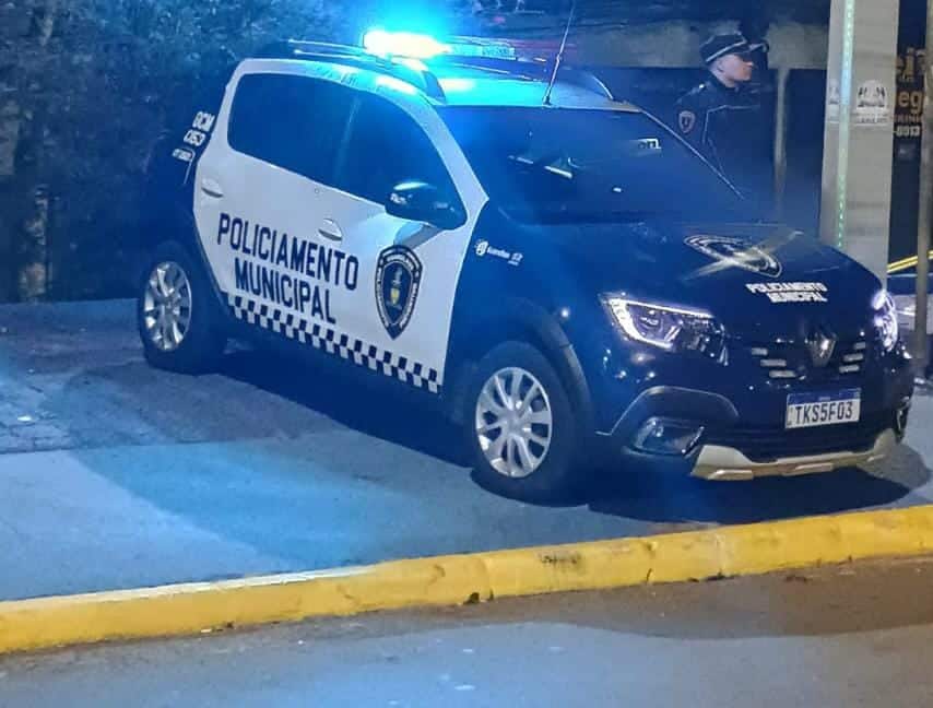 GCM prende homem por ameaça e violência doméstica contra a irmã no bairro São João.