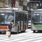 Setor de serviços cresce 0,3% em junho e atinge patamar recorde 5 Setor de serviços cresce 0,3% em junho e atinge patamar recorde