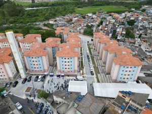 Prefeitura de Guarulhos entrega unidades do condomínio Buriti para 106 famílias em situação de vulnerabilidade social