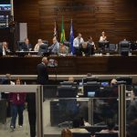 Câmara realiza Sessão Extraordinária para deliberar 97 projetos