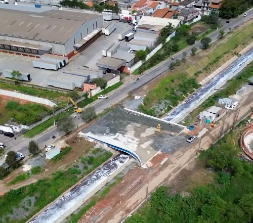 Prefeitura inicia construção de corredor viário entre as avenidas Papa João Paulo I e Paschoal Thomeu 21 Prefeitura inicia construção de corredor viário entre as avenidas Papa João Paulo I e Paschoal Thomeu